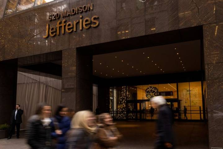 Japan's SMBC raises stake in Jefferies to 20%