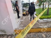 Hallan sin vida a hombre de la tercera edad en plaza comercial de Puerto Vallarta