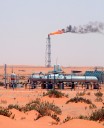 La OPEP+ decide aumentar su producción en octubre a un ritmo menor: 137.000 barriles