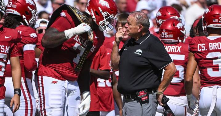 Arkansas turns to Bobby Petrino as interim, clears out defensive staff after Pittman firing
