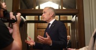 Prime Minister Mark Carney huddles with cabinet in Toronto ahead of fall sitting
