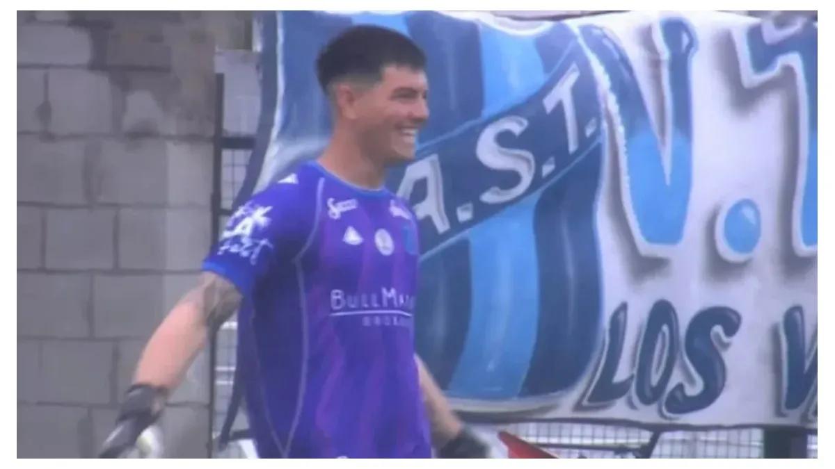 Video: gol del arquero de San Telmo ante Gimnasia de Jujuy de arco a arco