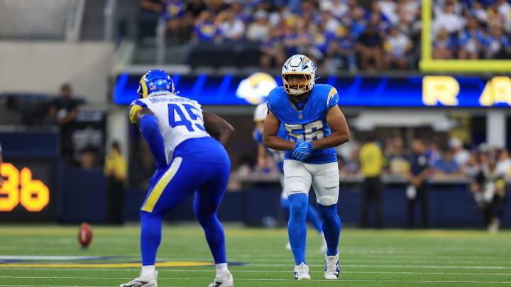 Chargers elevate LB Kana'i Mauga, S Tony Jefferson; sign LS Rick Lovato to 53