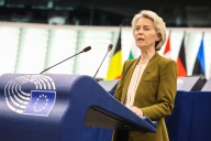 Von der Leyen: “Un’Europa più forte e indipendente per difendere democrazia e futuro”