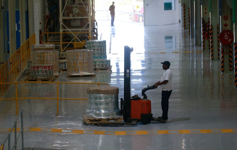 South Africa producer inflation rises to 2.1% y/y in August