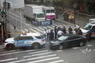 2 German tourists clinging to life after being struck by minivan in Midtown Manhattan
