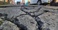 Deterioro en este barrio de Manizales: vecinos exigen reparación urgente de la calzada vehicular