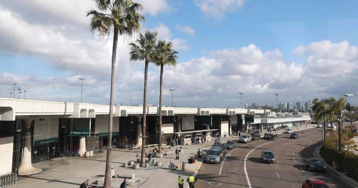 Distracted controllers allowed planes to come dangerously close on a San Diego runway, NTSB says