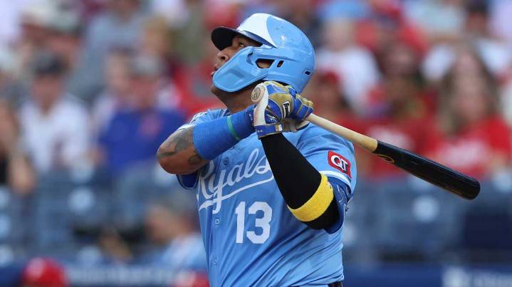 Royals’ Salvador Perez hits two huge milestones with one swing vs. Phillies
