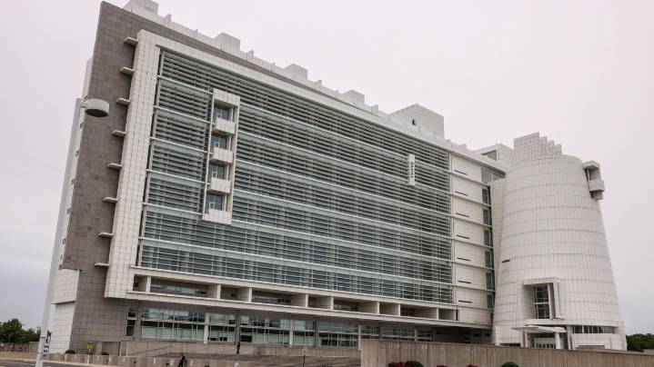 Twins Daniel and Adam Kaplan, of Great Neck, used their position as trusted advisers to steal from clients, prosecutor tells jurors