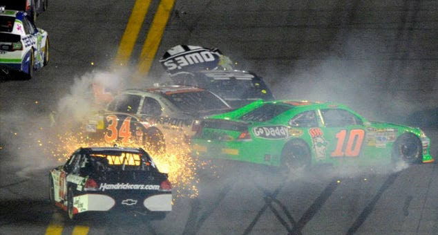 Fans Shed Zero Mercy as NASCAR Driver Goes Ablaze in Fire at Southern 500 Derek Kraus escapes fiery crash at Southern 500 as fans show no mercy for his engine failure, highlighting NASCAR’s brutal pla