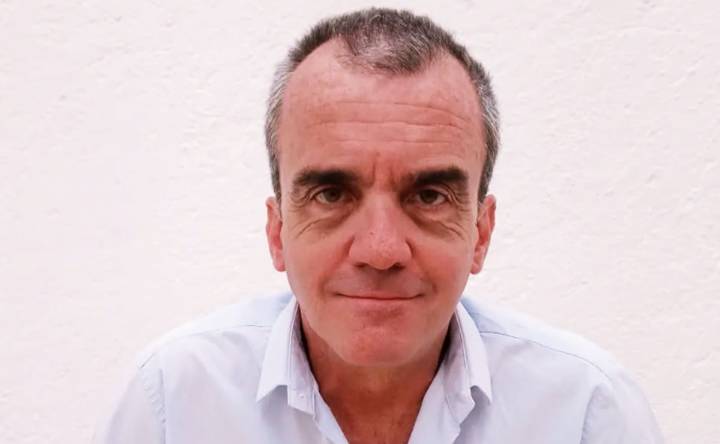 Muere Carlos Arau, actor de "Vecinos"; colegas y fans lo despiden con amor