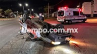 Vuelca en su Tsuru tras falla mecánica en la Tecnológico