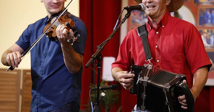 Music fills the air as next Abita Springs Opry season begins