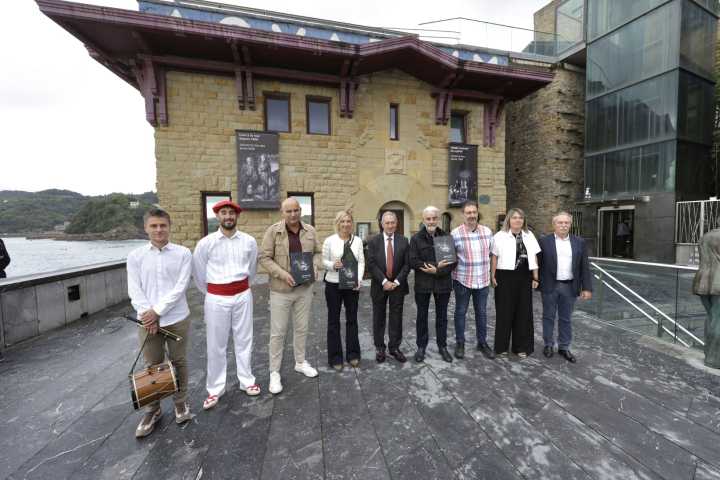El Aquarium celebra el centenario de la colocación de la primera piedra del Palacio del Mar