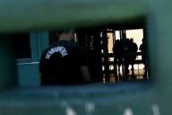 “Te voy a matar, destruiste mi familia”: detienen a tres sujetos por amenazar a gendarme en Talagante