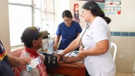 Más de 400 ciudadanos atendidos en campaña de salud gratuita
