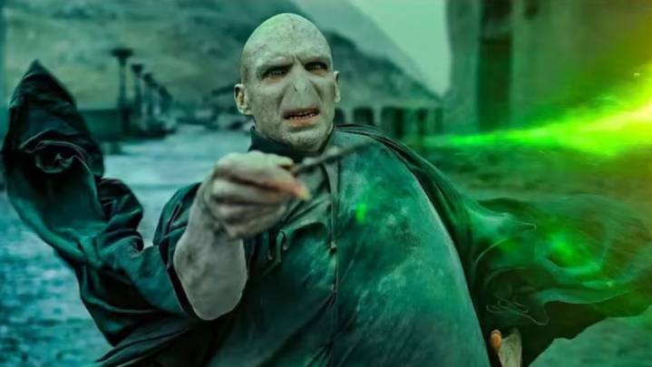 La polémica que sacudió el universo de "Harry Potter" por el Voldemort de la serie de HBO