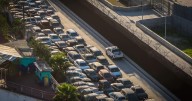 Exigen a Semarnat poner al medio ambiente primero y eliminar vacíos legales que permiten a autos contaminar más
