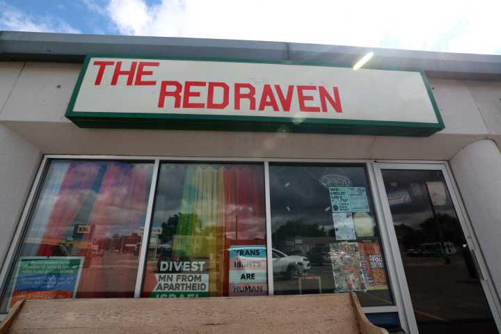 Moorhead's Red Raven coffee shop to close at end of September