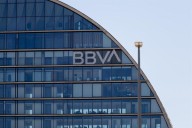 La CNMV autoriza la nueva oferta de BBVA sobre Sabadell