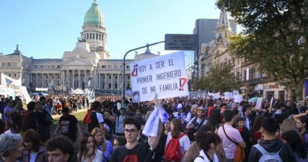 Hoy marchan los universitarios frente al Congreso: no habrá protocolo antipiquete
