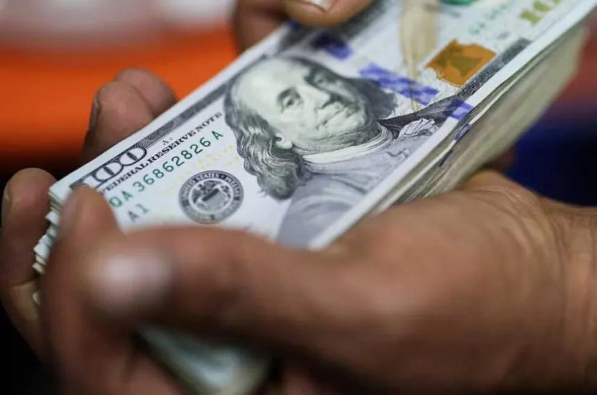 El Banco Central revirtió pérdidas por más de $1 billón en futuros tras ajuste cambiario