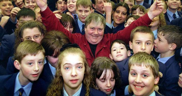 Spot old teachers, pals, or even yourself in 50 photos from schooldays past