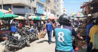 Chiclayo: caos vehicular en exteriores de mercado Moshoqueque
