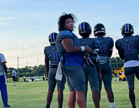 MSCS students, parents asked to assist in football player's death
