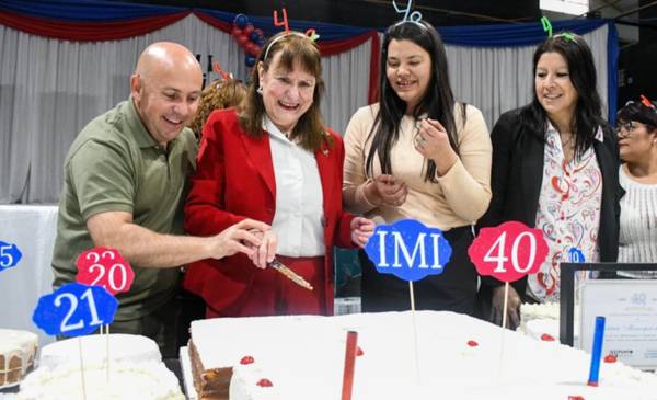 El Instituto Municipal de Inglés de Madryn cumplió 40 años