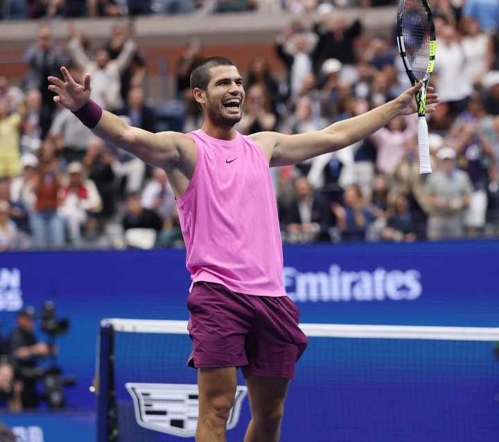 US Open 2025: El Español Carlos Alcaraz desnuda al Italiano Jannik Sinner, le quita la corona de Nueva York y el número 1