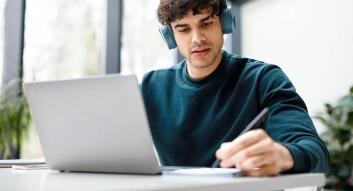 Especializaciones con la Universidad del Real Madrid disponibles en Coursera para formación deportiva