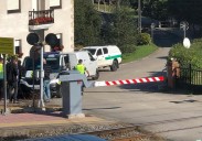 Herida una mujer de 27 años tras ser golpeada por un tren en el paso a nivel de Mar, en Polanco