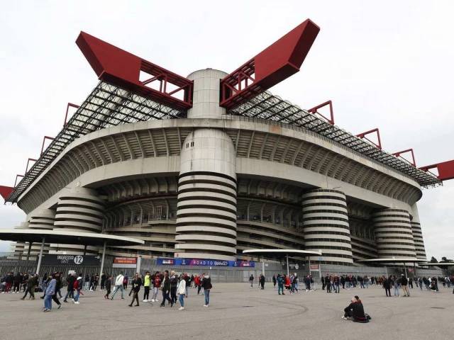 San Siro's fate in balance as Milan decides on sale to Serie A giants