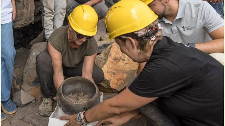 Así es la misteriosa vasija del siglo XV que arqueólogos acaban de desenterrar en un pueblo de La Palma