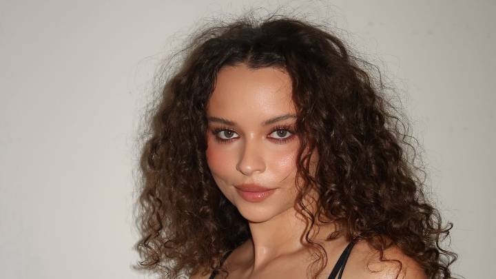 How 'The Summer I Turned Pretty'’s Isabella Briggs Gets Her Big, Bouncy Curls