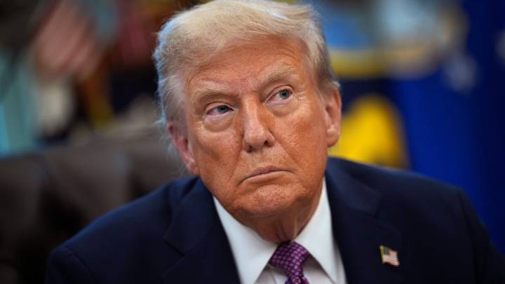 Live updates: Trump hints at TikTok deal, races to block Cook from Fed meeting