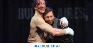 Lionel Messi fue a ver la obra de Nico Vázquez y revolucionó calle Corrientes