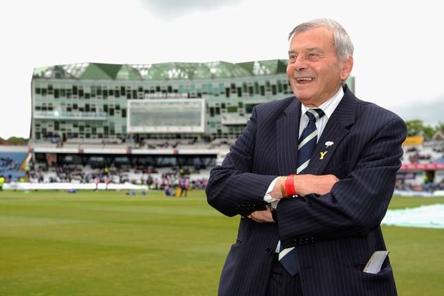 Legendary cricket umpire Dickie Bird dies aged 92