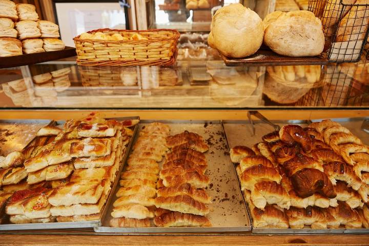 "Se vende un 85% menos". Panaderías en crisis: más de 1700 locales cerraron sus puertas por la caída del consumo