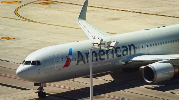 American Airlines pilots 'removed from service' over posts on Charlie Kirk shooting, U.S. Transportation Secretary says