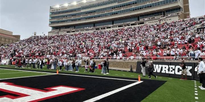 Texas Tech routs Kent State, 62