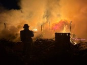 Dos heridos y familias sin hogar tras incendio en Urbivilla