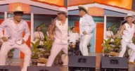 ¿Quién se mueve mejor? Eduardo Antonio y Lenier Mesa se despelotan bailando en pleno escenario