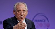 Primer ministro francés enfrenta moción de censura en el Parlamento