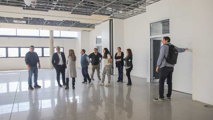 Sin respuesta de Nación, la UNR terminará las obras en Odontología con fondos propios