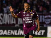 Carabobo FC le sacó tres puntos al Caracas FC
