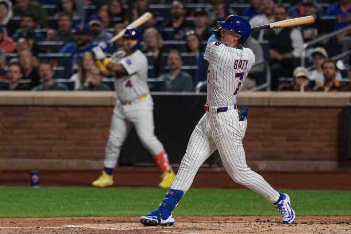 Mets fear young star might be done for the season after suffering right side injury on Friday