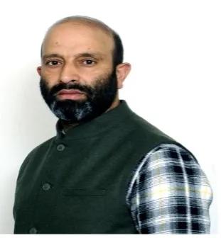 The Growing Decline of Kashmiri Apples 